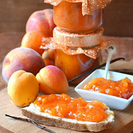 Homemade Apricot jam
