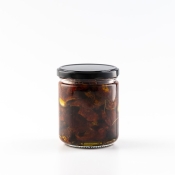 طماطم مجففة بزيت الزيتون والأعشاب العطرية 600 جرام